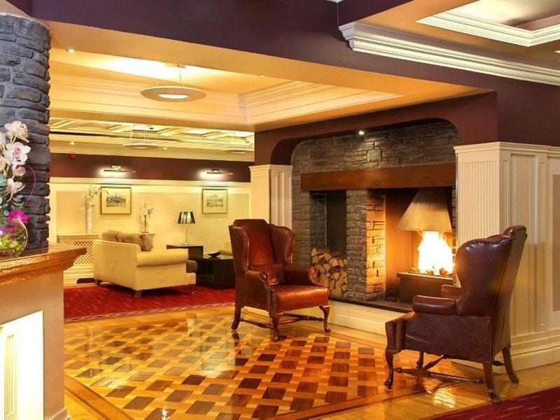 Castle Hotel マクルーム エクステリア 写真