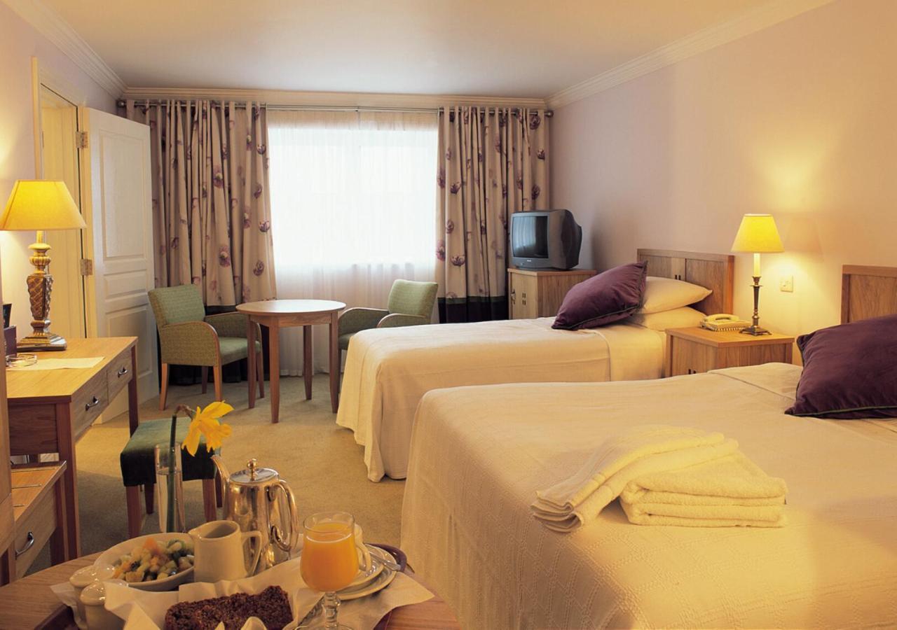 Castle Hotel マクルーム エクステリア 写真
