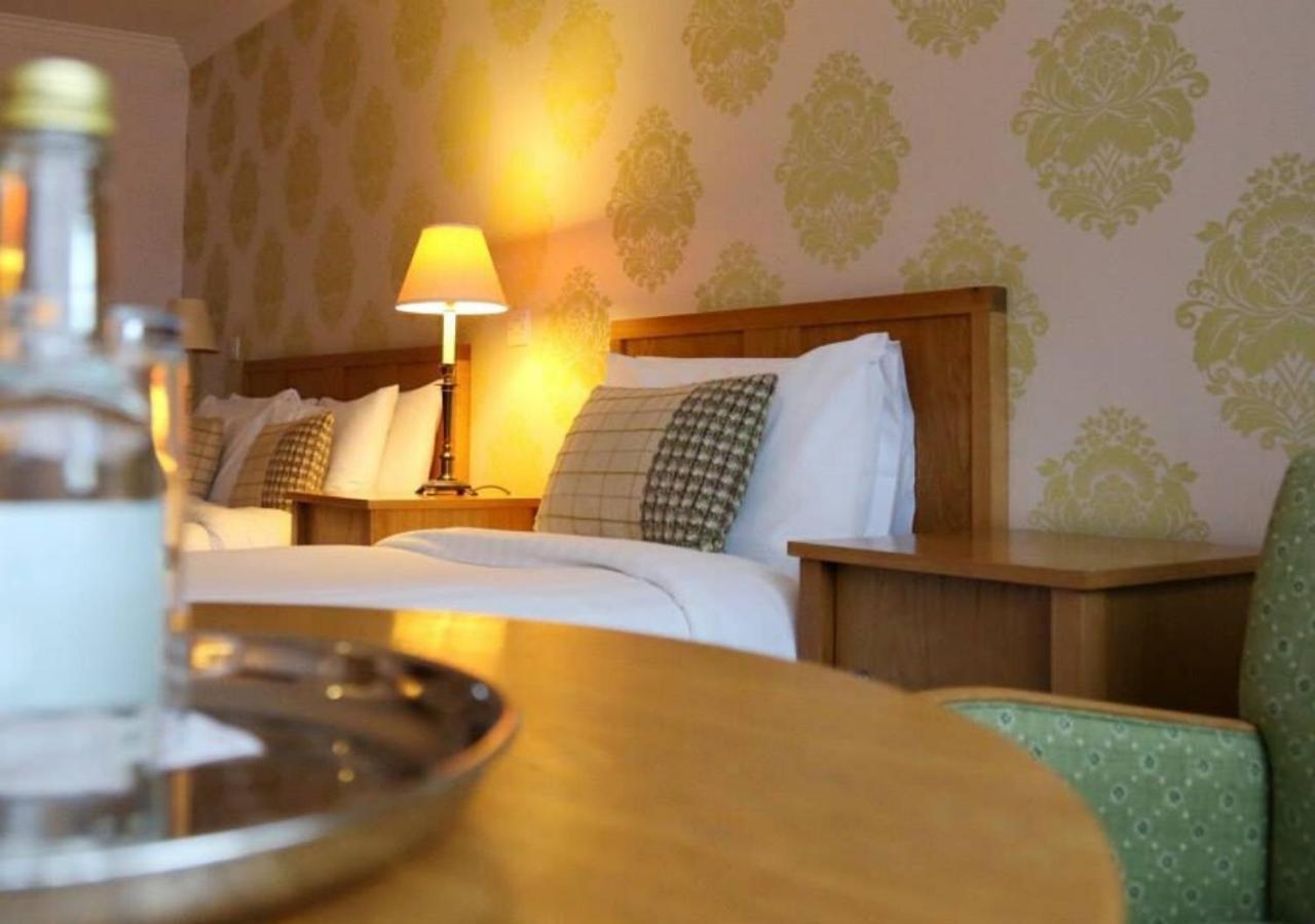 Castle Hotel マクルーム エクステリア 写真