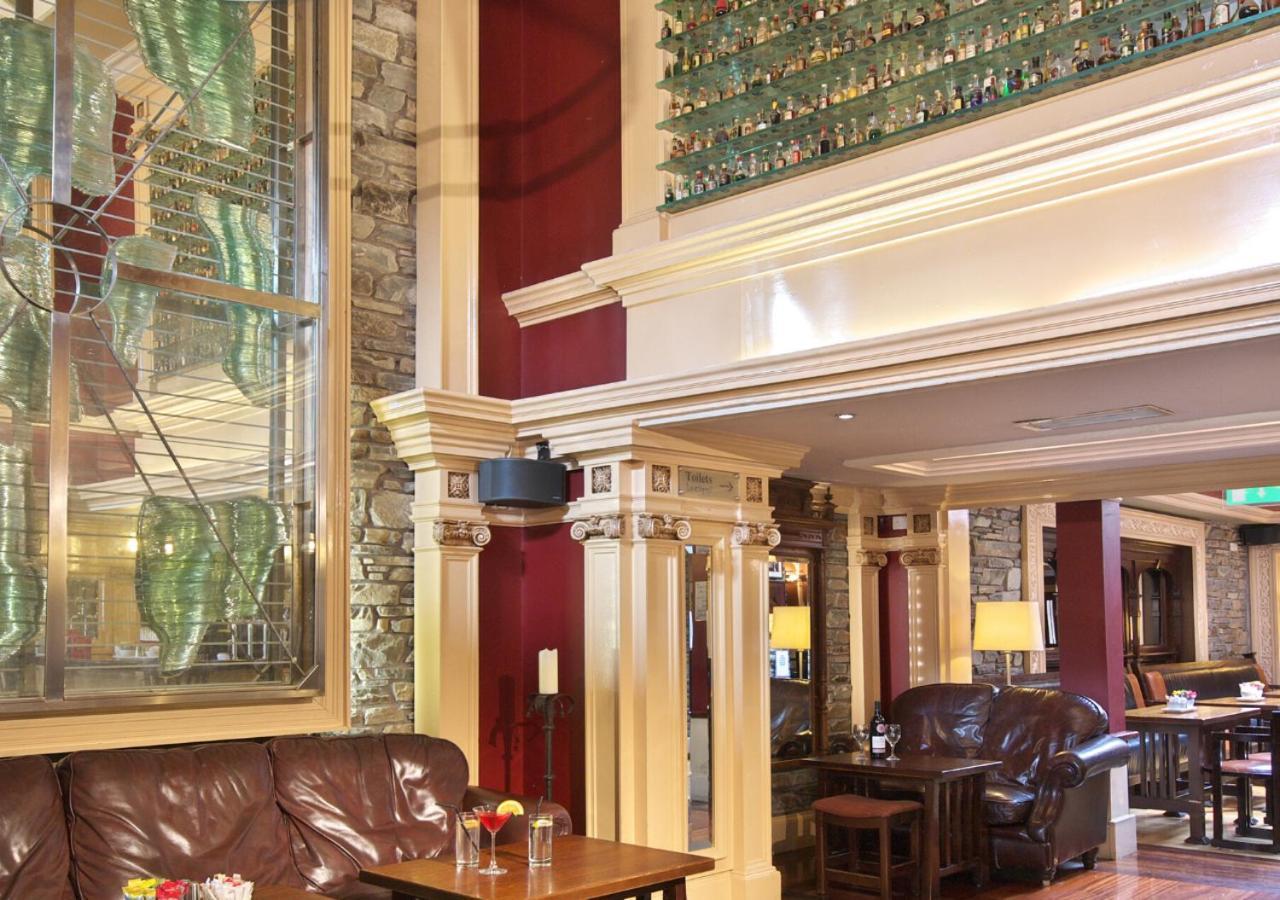 Castle Hotel マクルーム エクステリア 写真
